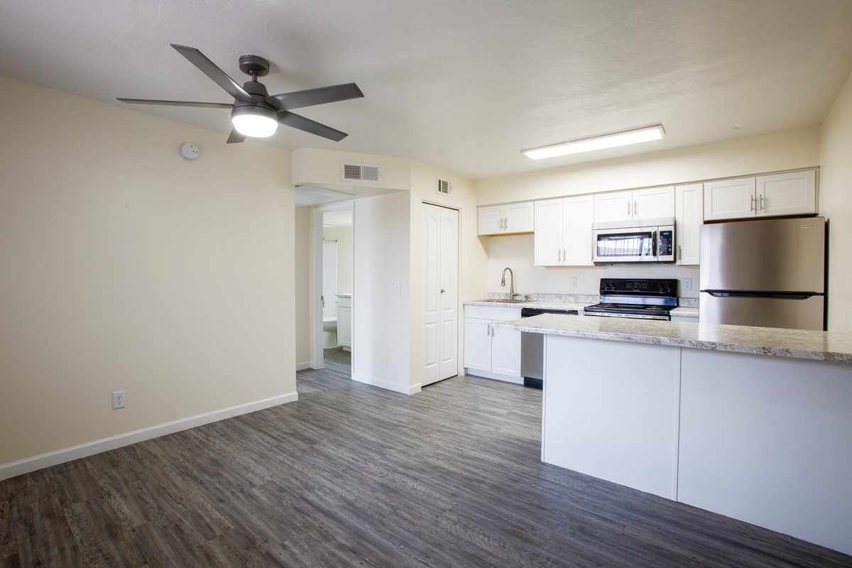 La Lomita Apartments